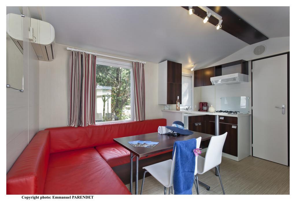 Vic's Land Holidays Grimaud